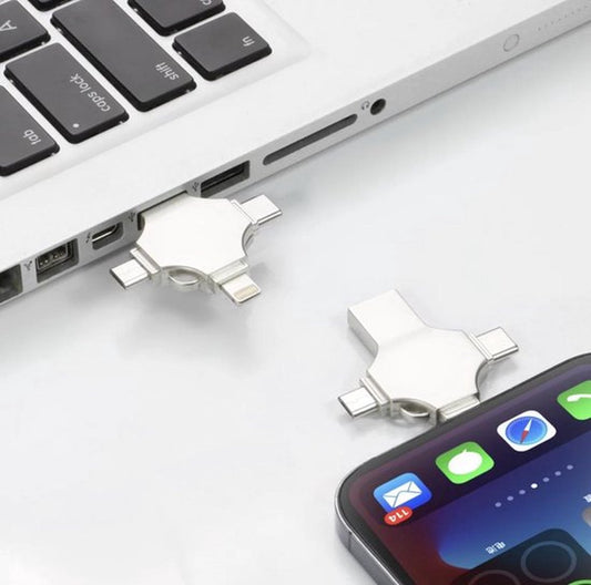 FlashDrive™ | 4 IN 1 Geen last meer van een vol toestel!