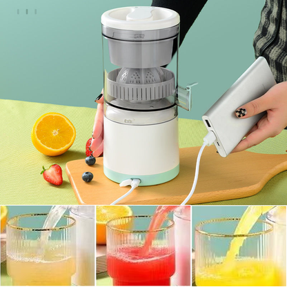 Citruspers met USB-kabel bij een powerbank en drie glazen sap