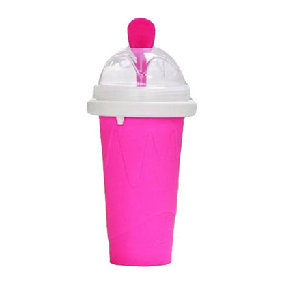 Roze slushbeker met deksel en roze lepel
