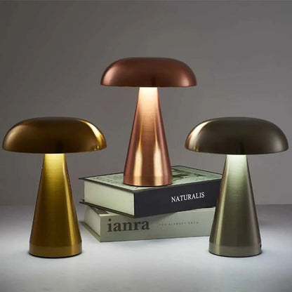 Verlichte Stella tafellampen met rechte voet in goud, roségoud en zilver